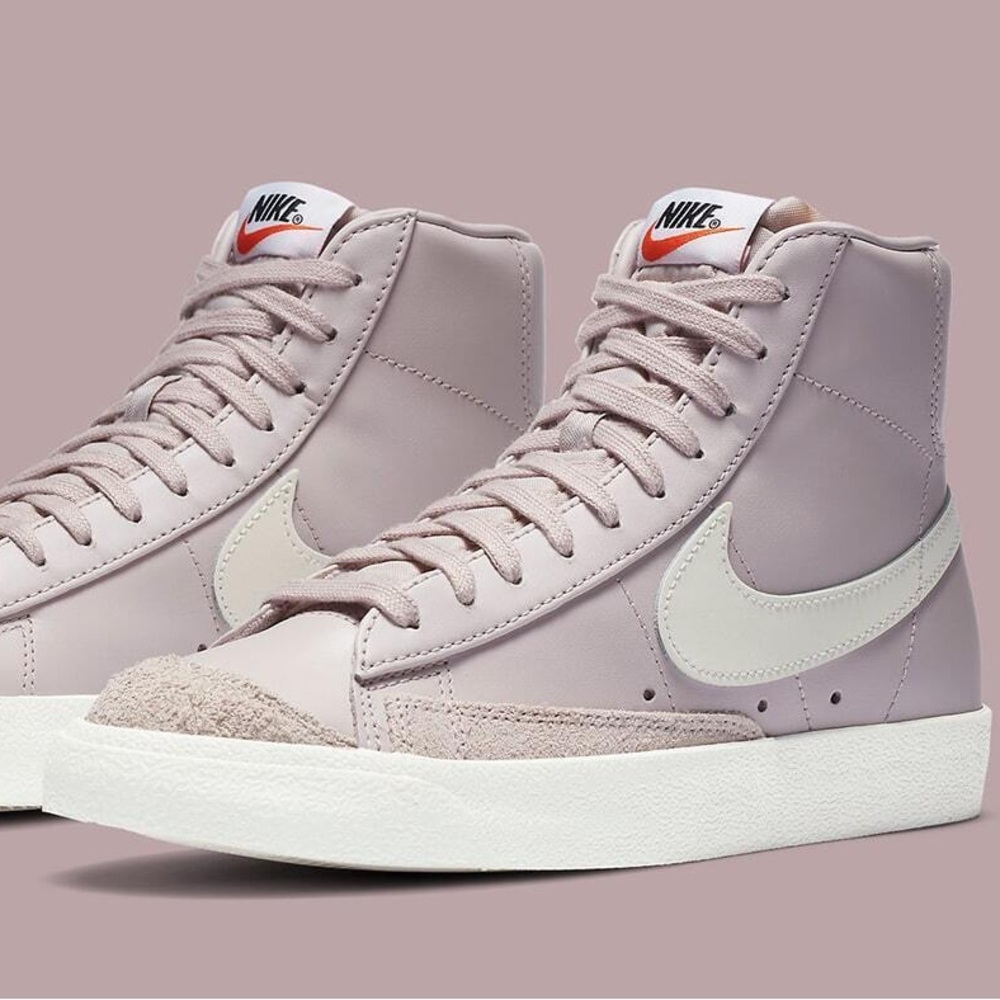 Nike Women's Blazer Mid ‘77 Mauve Sneakers